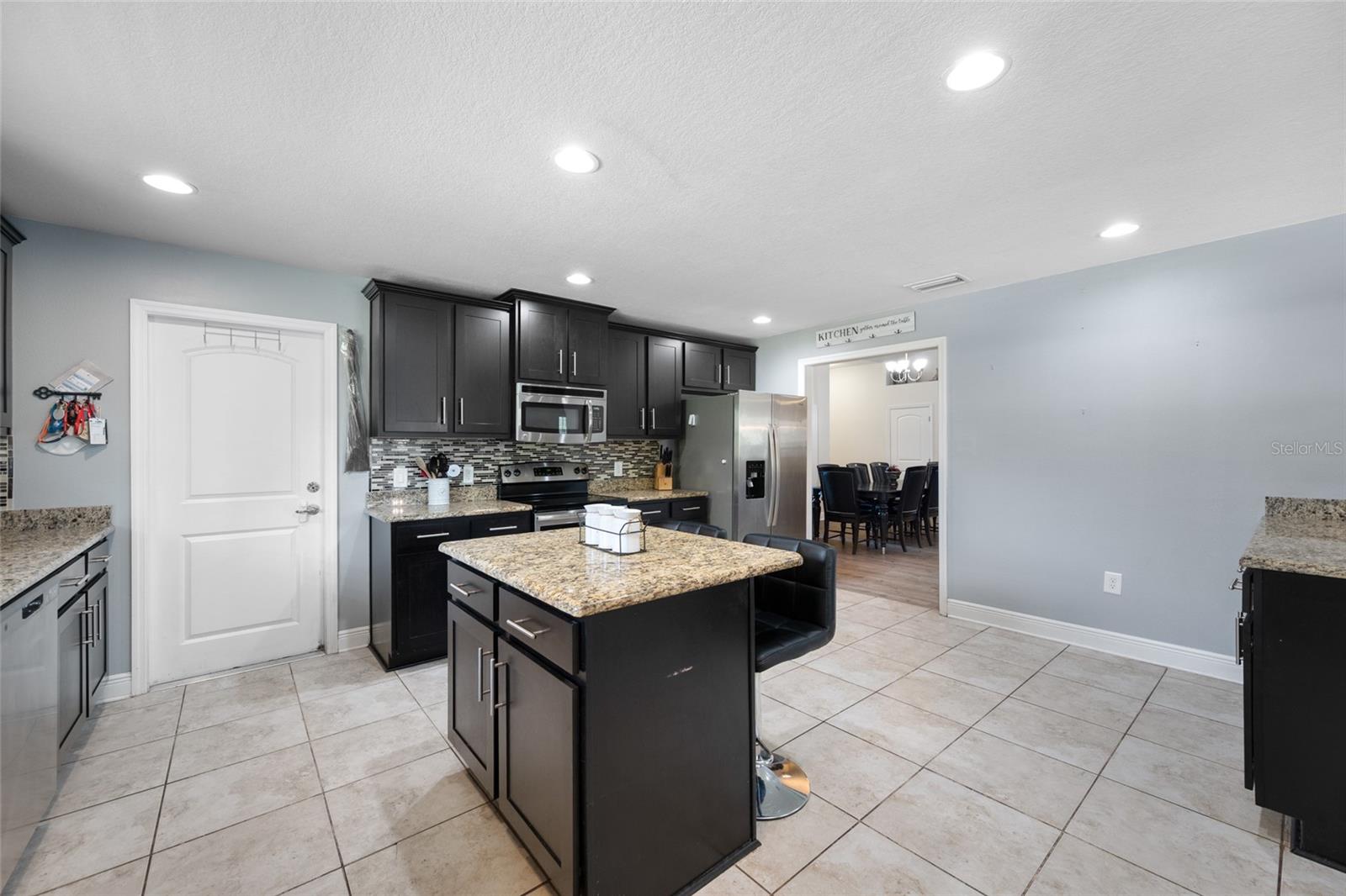 AUSTIN WOODS - Residential