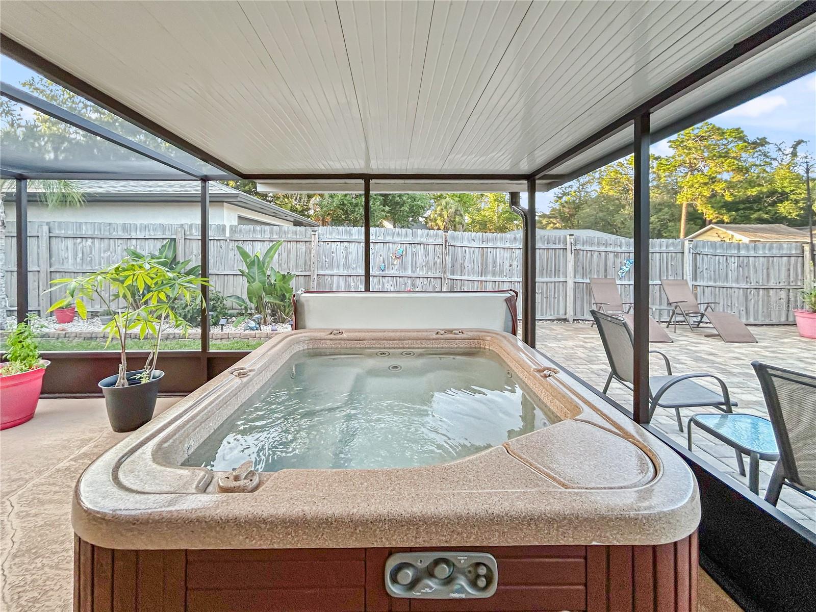 STERLING OAKS - Residential