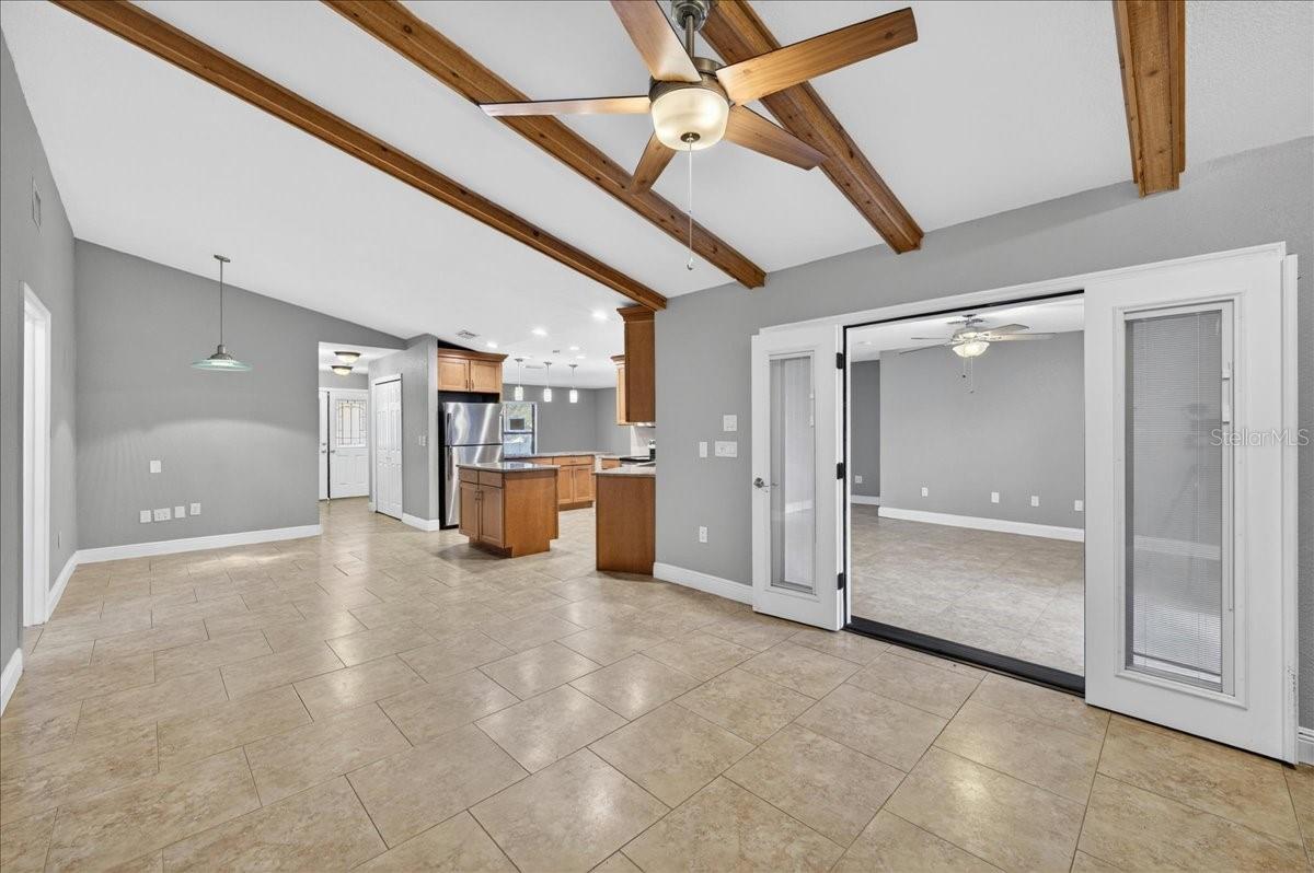 LAKE VALENCIA - - Residential