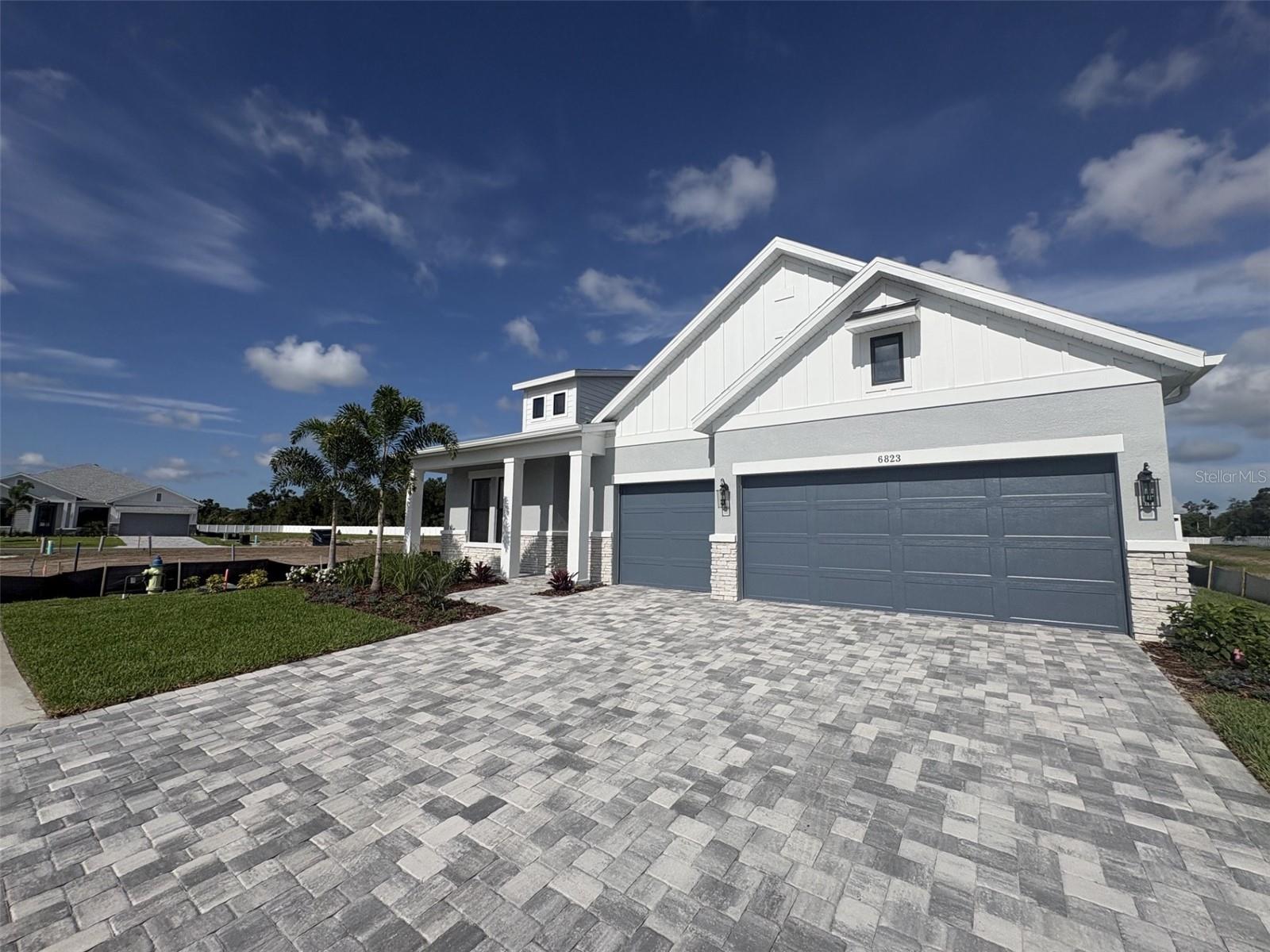 LAKEVIEW CROSSING - Residential