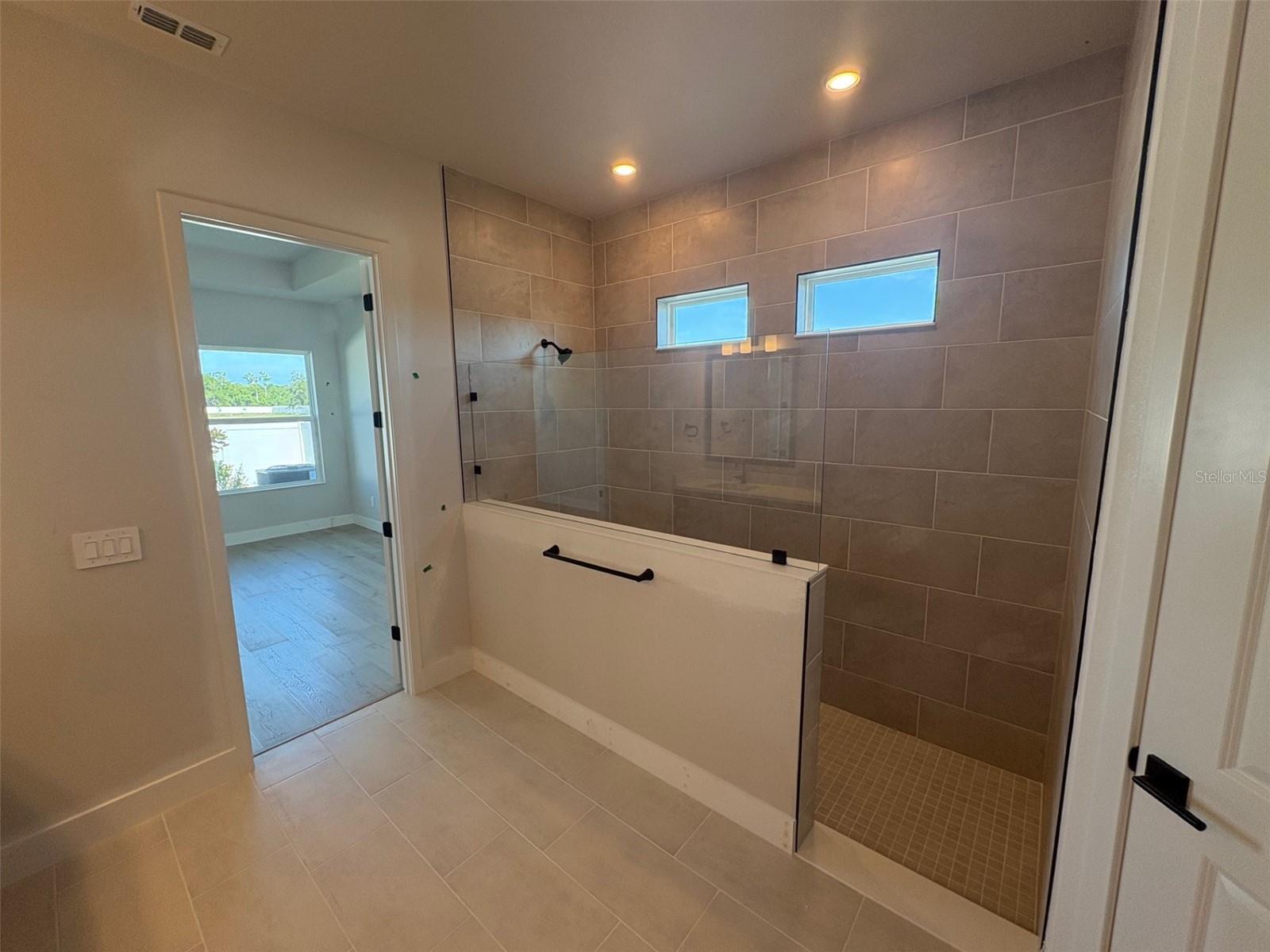 LAKEVIEW CROSSING - Residential
