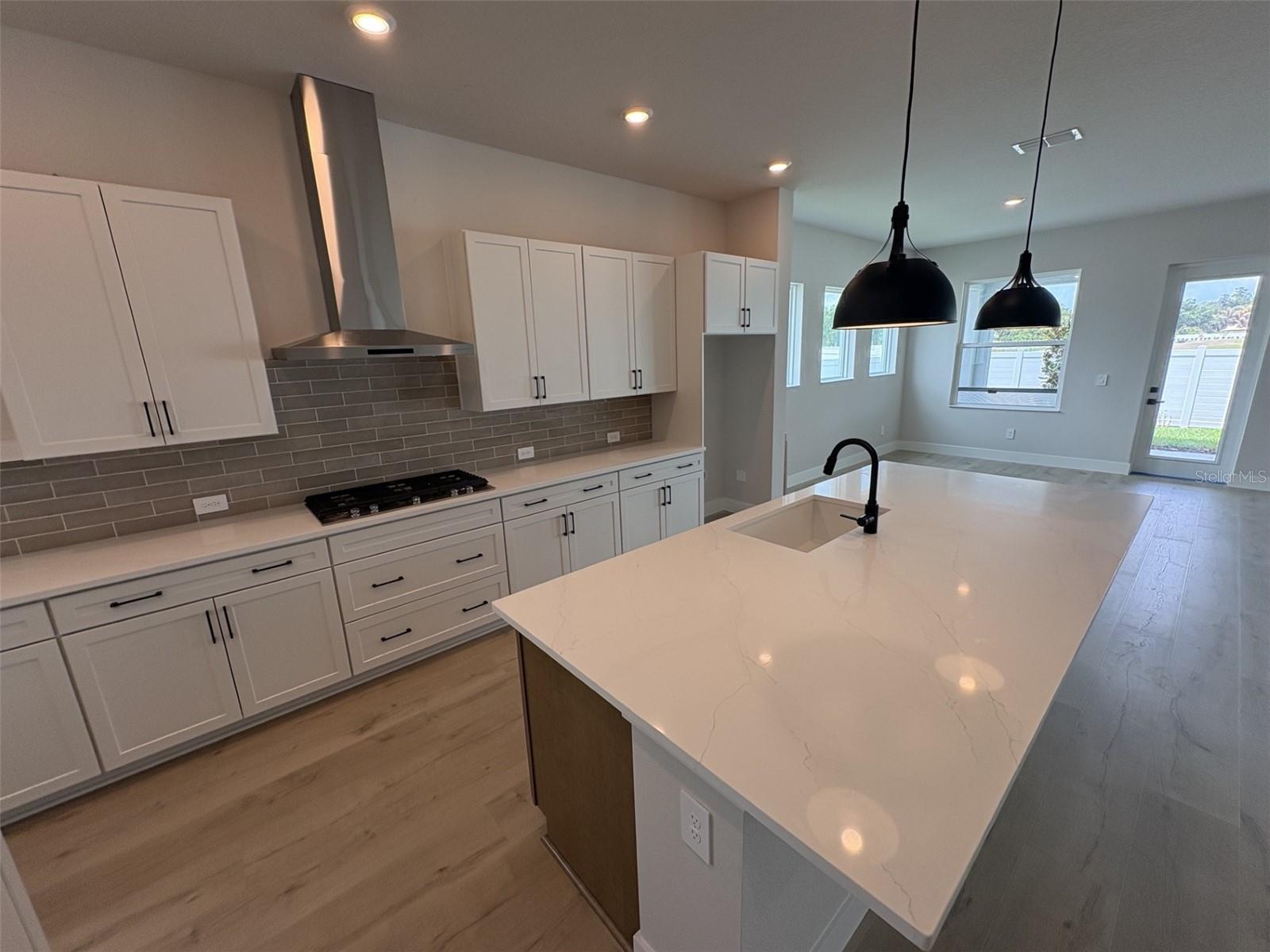 LAKEVIEW CROSSING - Residential