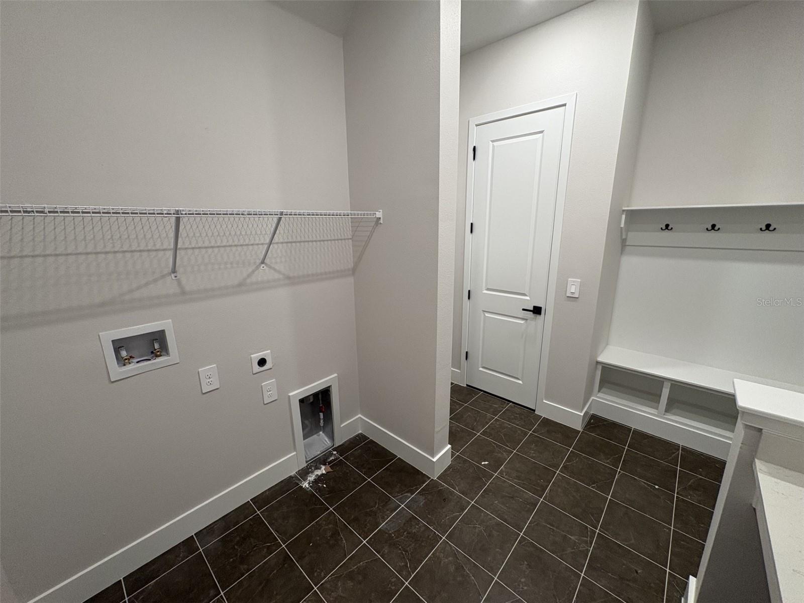 LAKEVIEW CROSSING - Residential