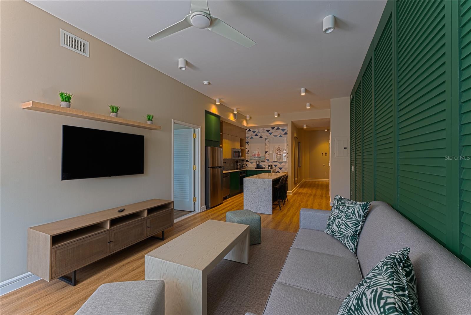 SUNSET WALK HOTEL CONDO - Residential