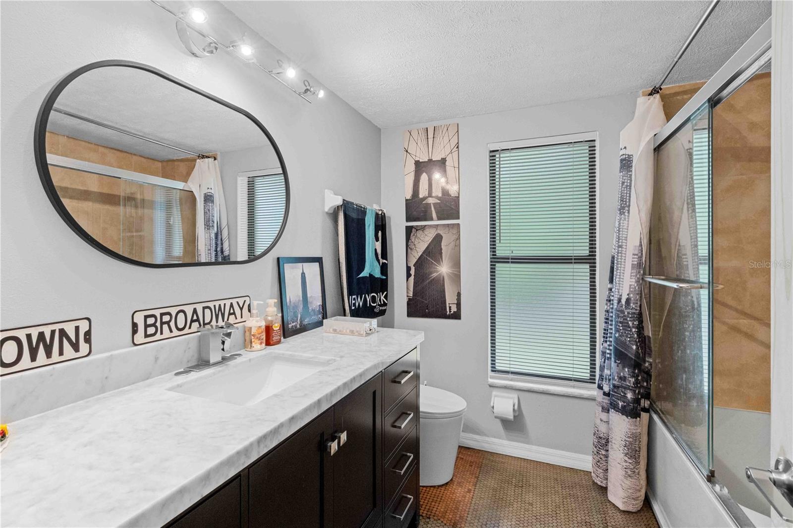 WOODRIDGE CTRY ESTATES UNREC - Residential