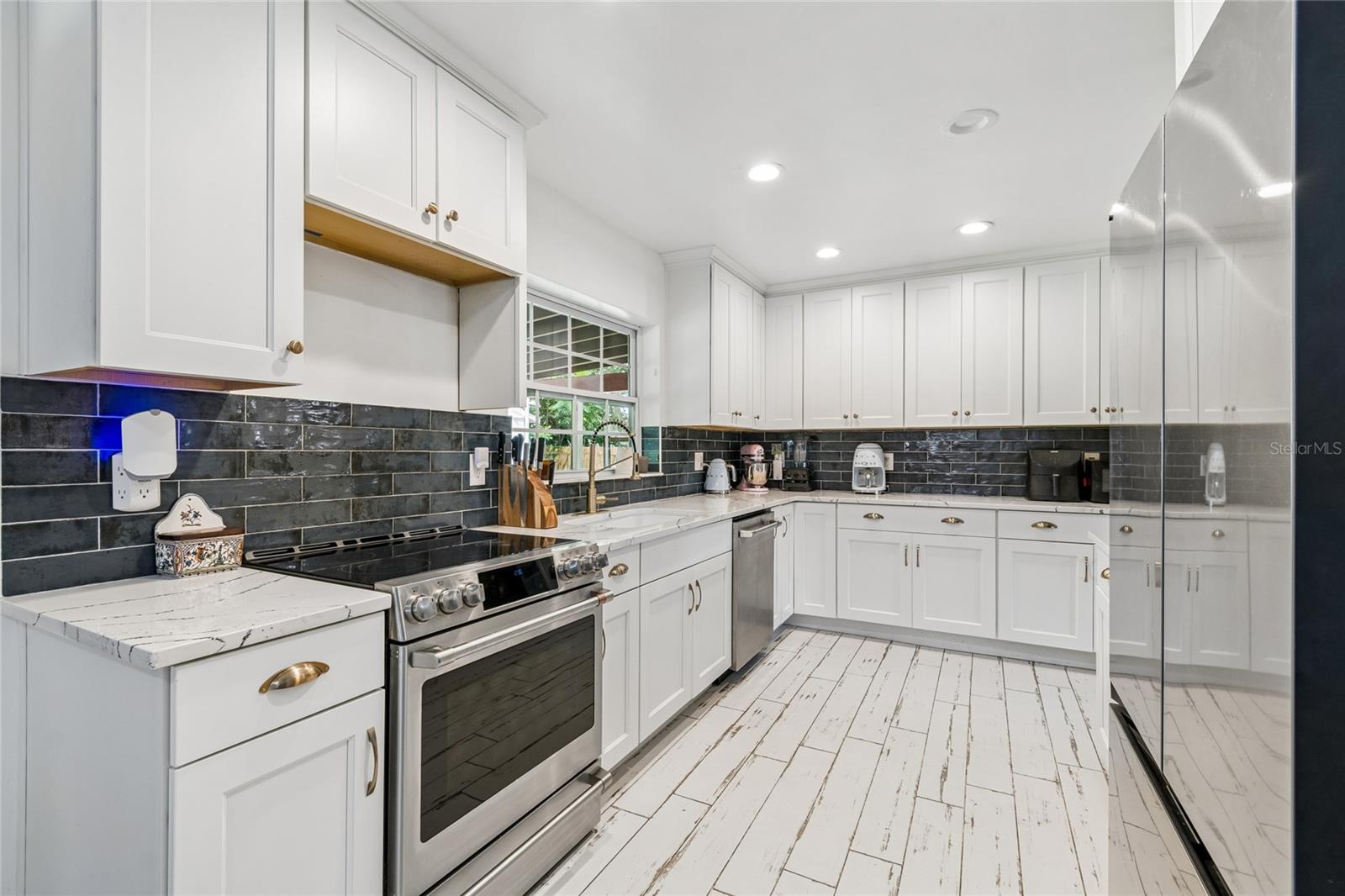CONWAY ESTATES - Residential