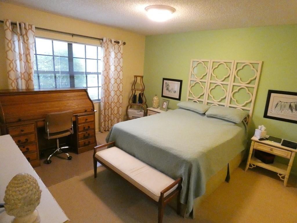 CARMEL OF BRYN-MAWR CONDO - Residential