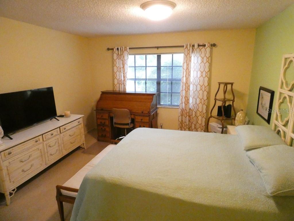 CARMEL OF BRYN-MAWR CONDO - Residential