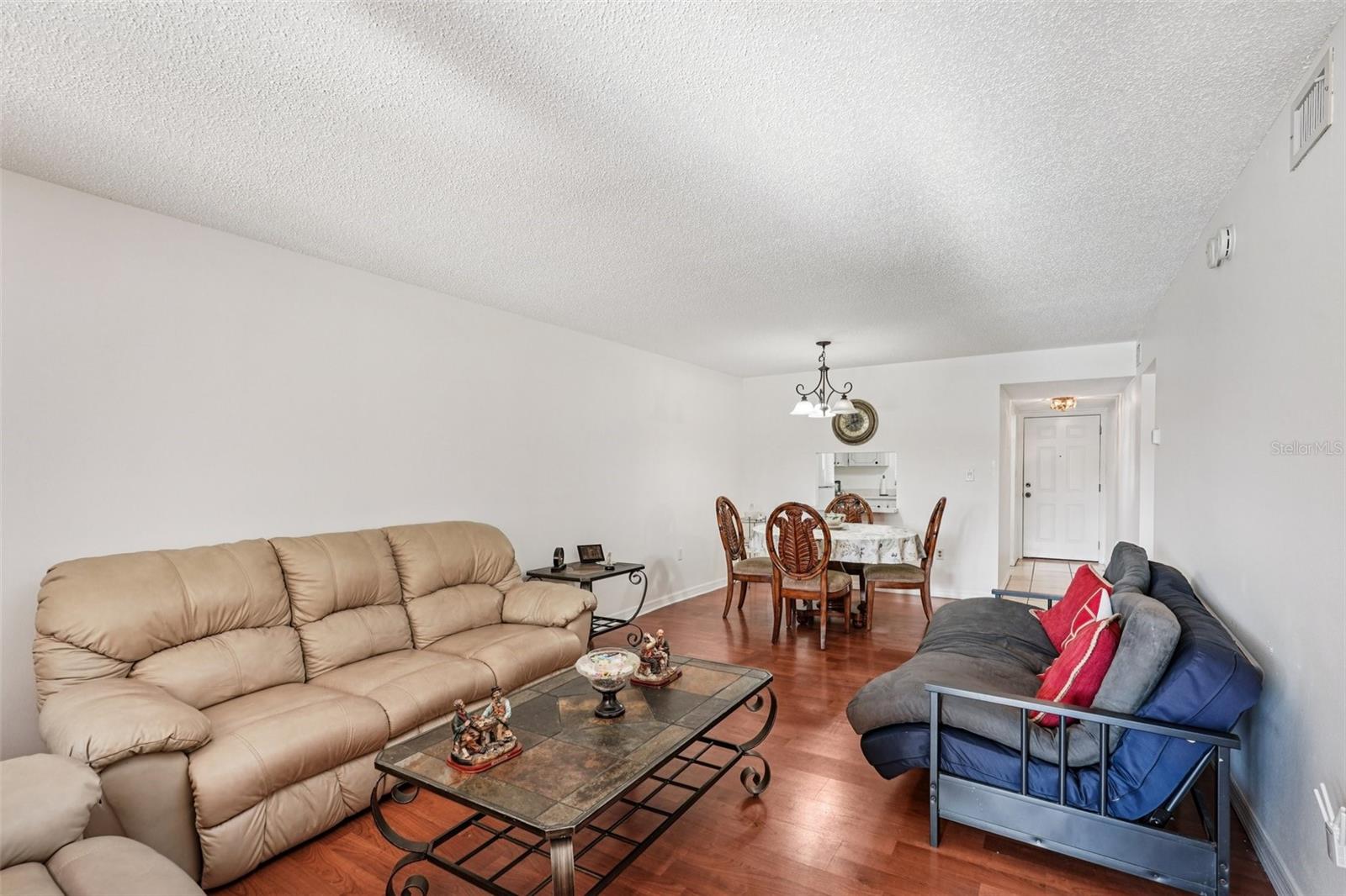 BAYSHORE ON THE LAKE - Residential