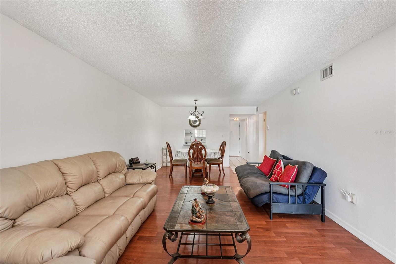 BAYSHORE ON THE LAKE - Residential