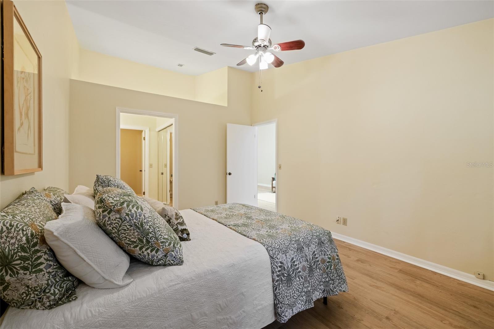 VINTAGE VIEW PHASE III - Residential