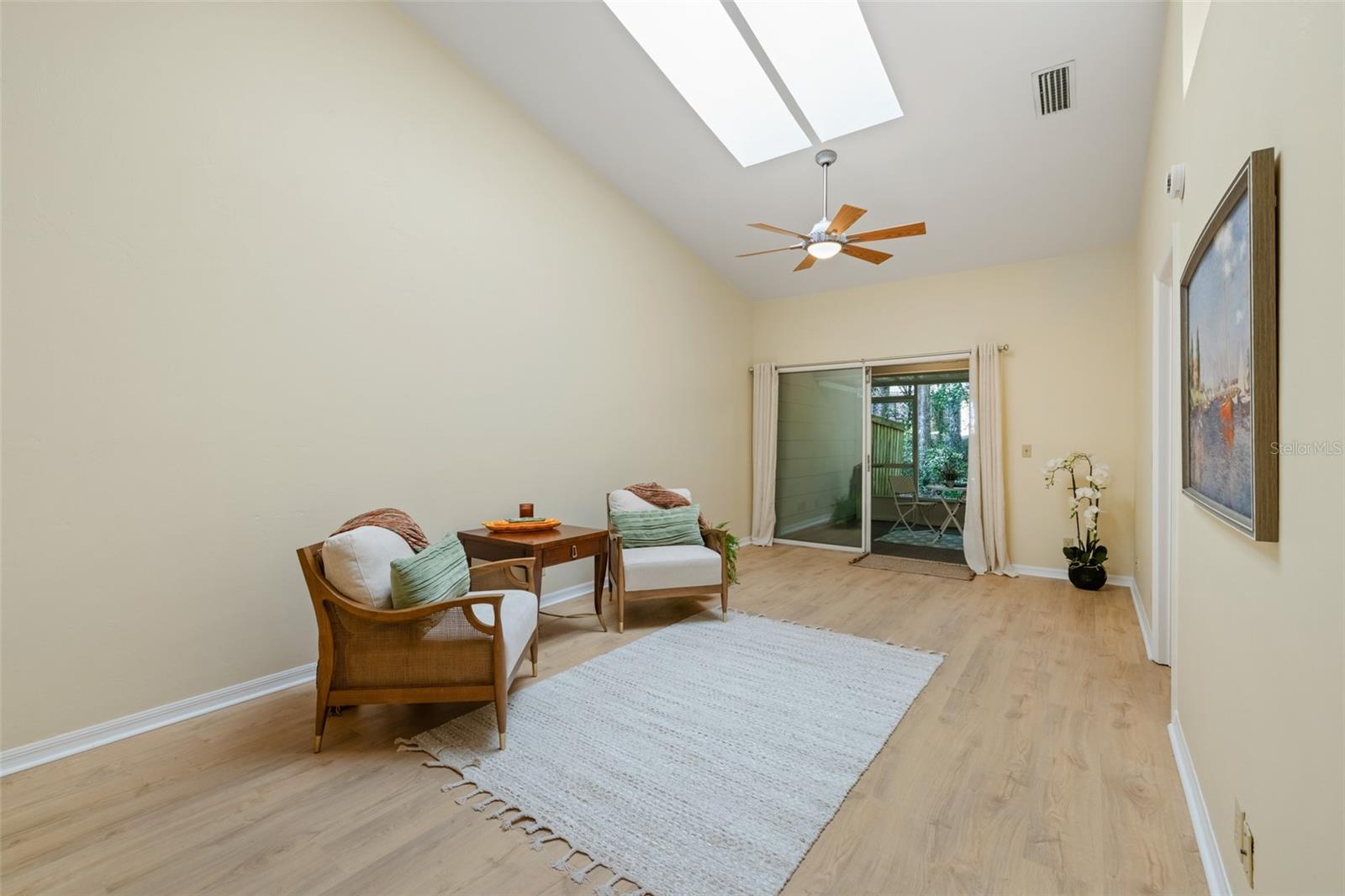 VINTAGE VIEW PHASE III - Residential