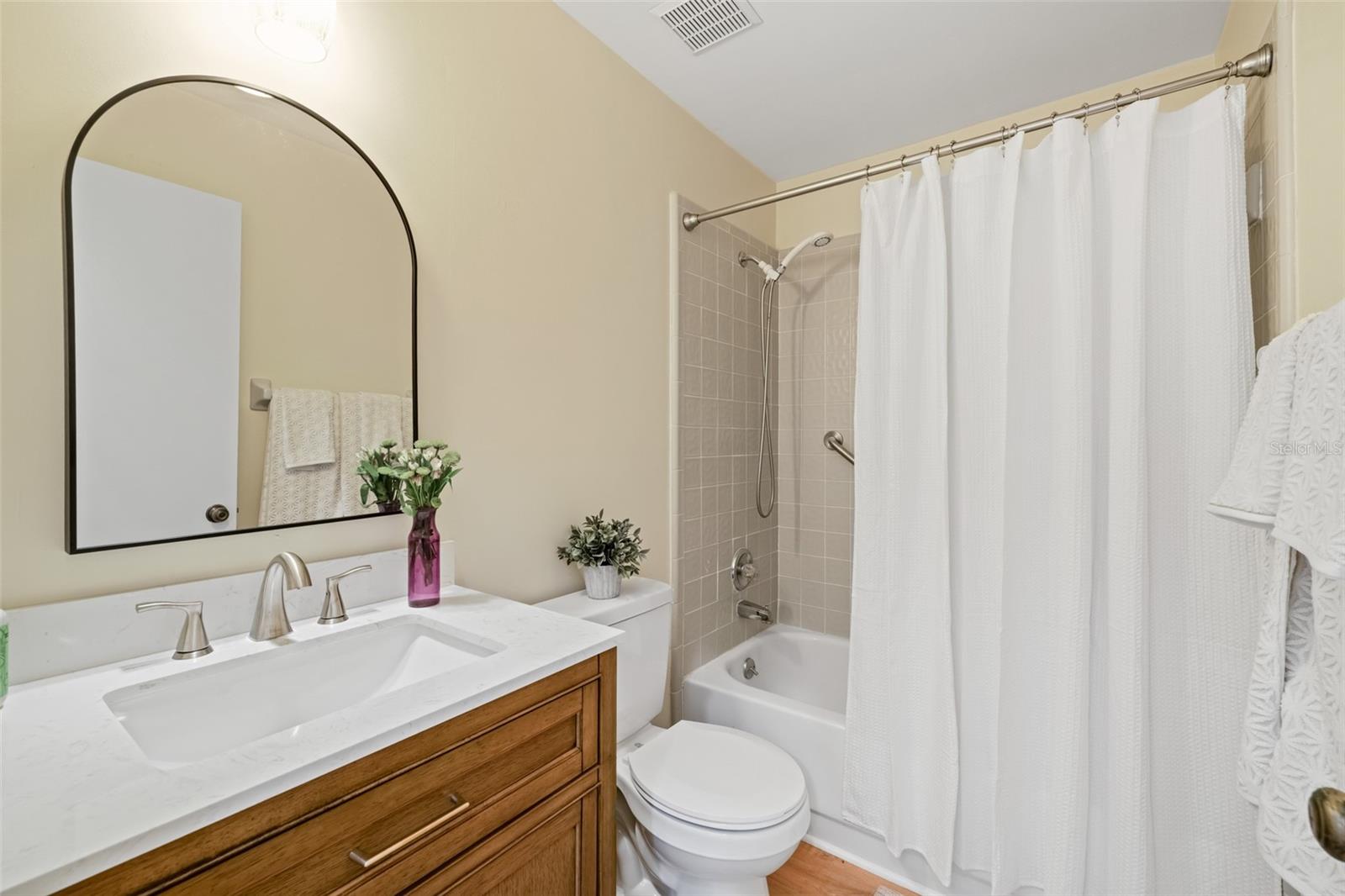 VINTAGE VIEW PHASE III - Residential