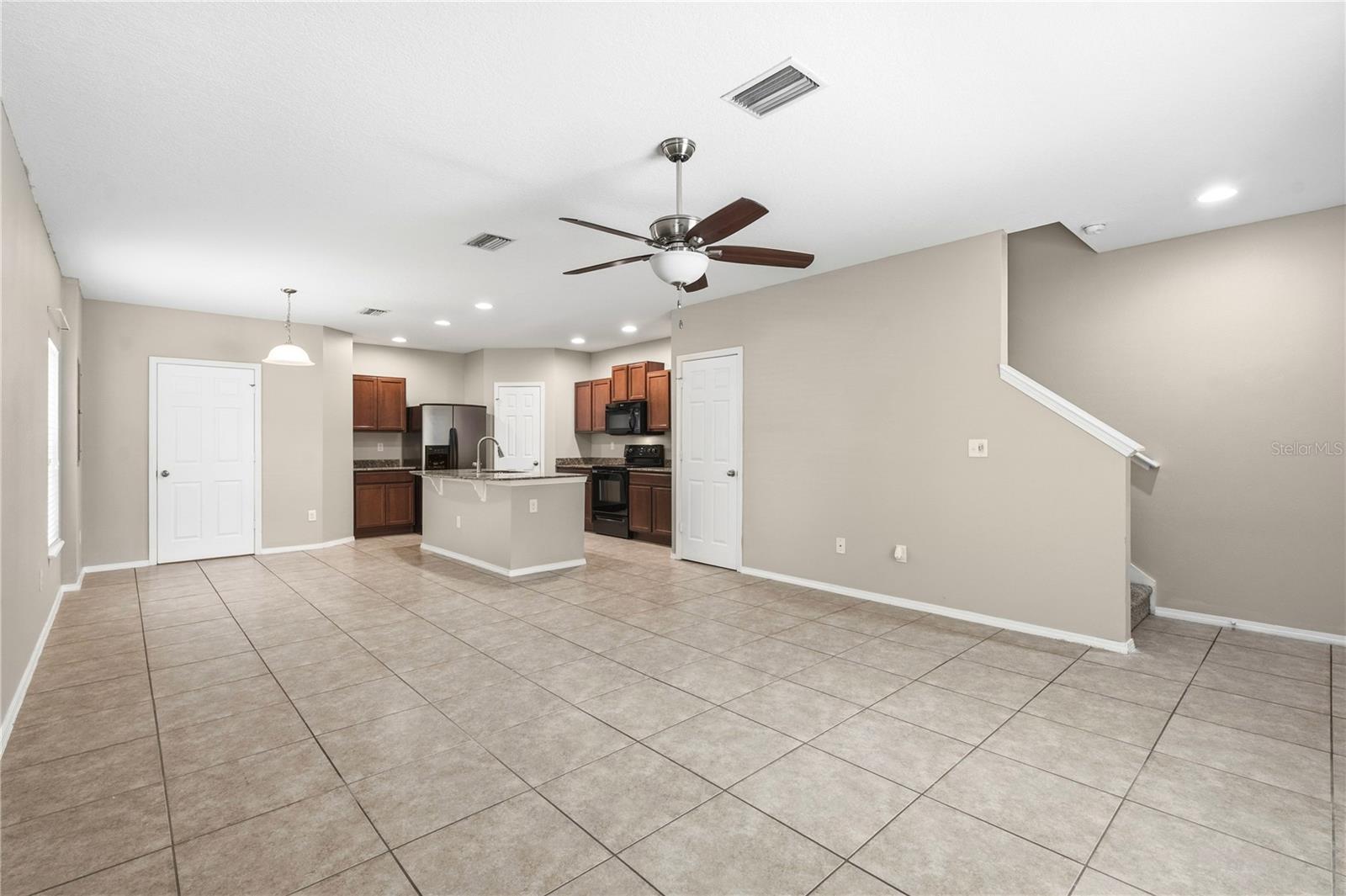 MAGNOLIA PARK CENTRAL PH B - Residential