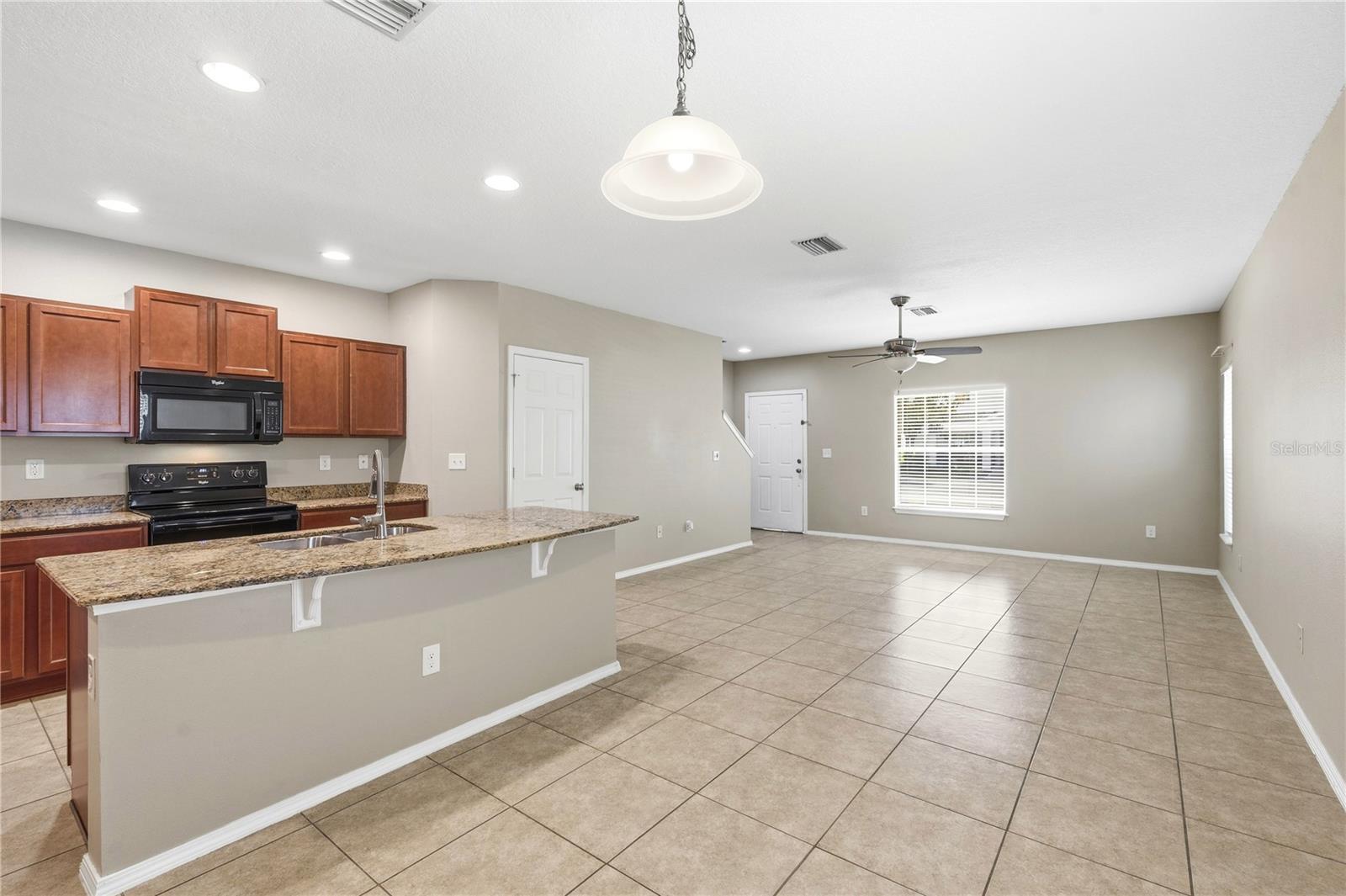 MAGNOLIA PARK CENTRAL PH B - Residential