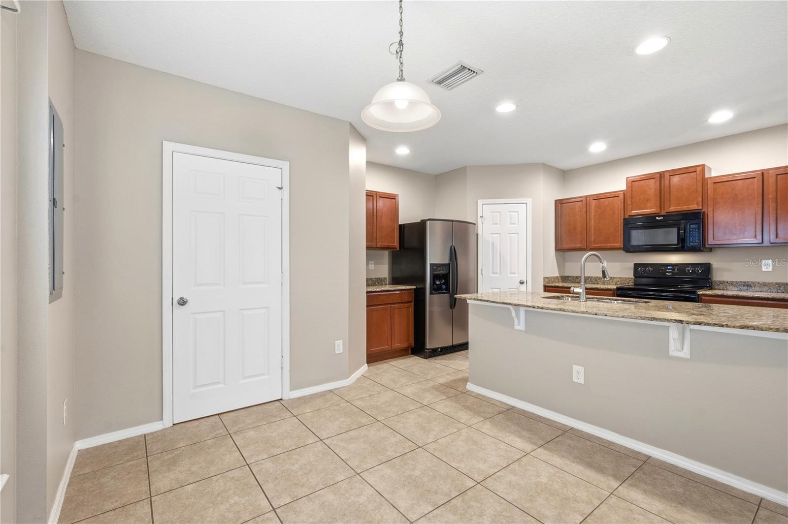 MAGNOLIA PARK CENTRAL PH B - Residential