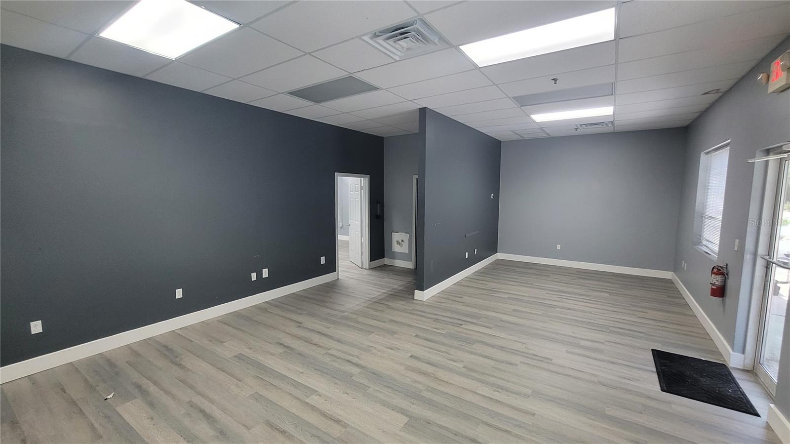 CASSELBERRY COMMERCE VILLAGE A CONDO - Commercial Lease