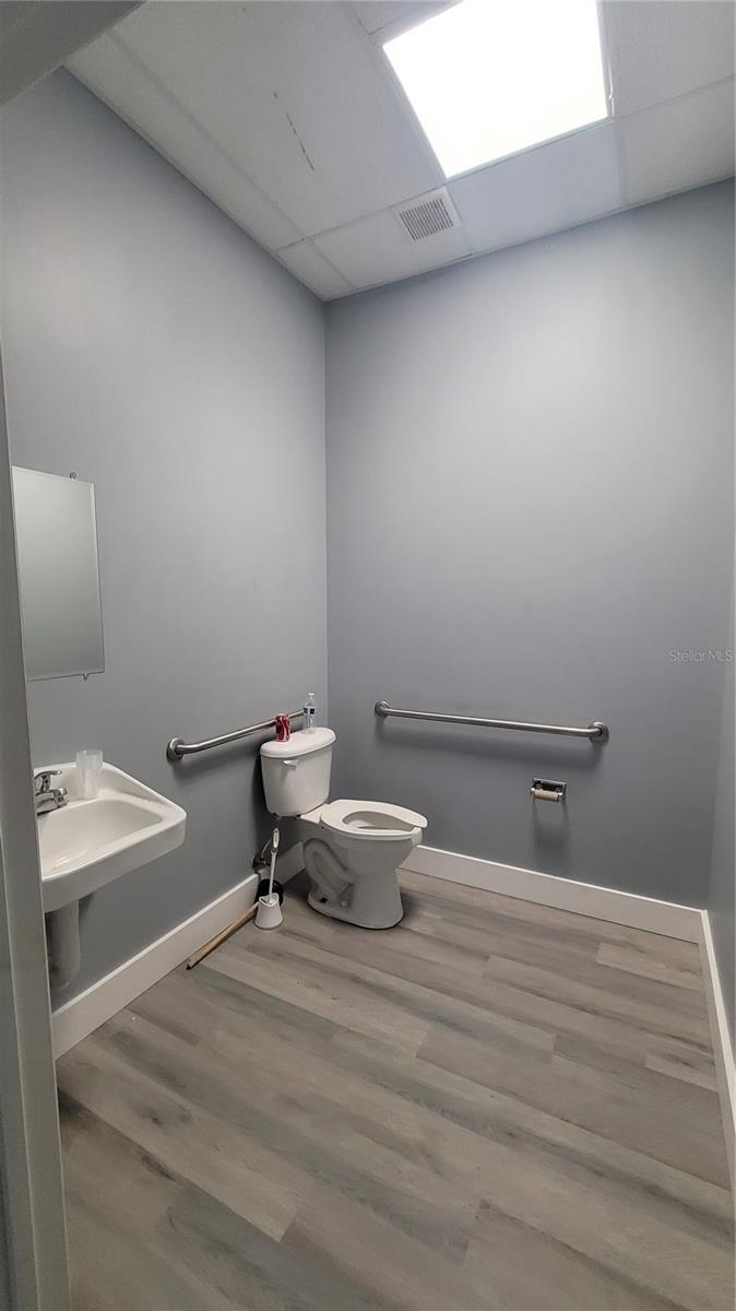 CASSELBERRY COMMERCE VILLAGE A CONDO - Commercial Lease
