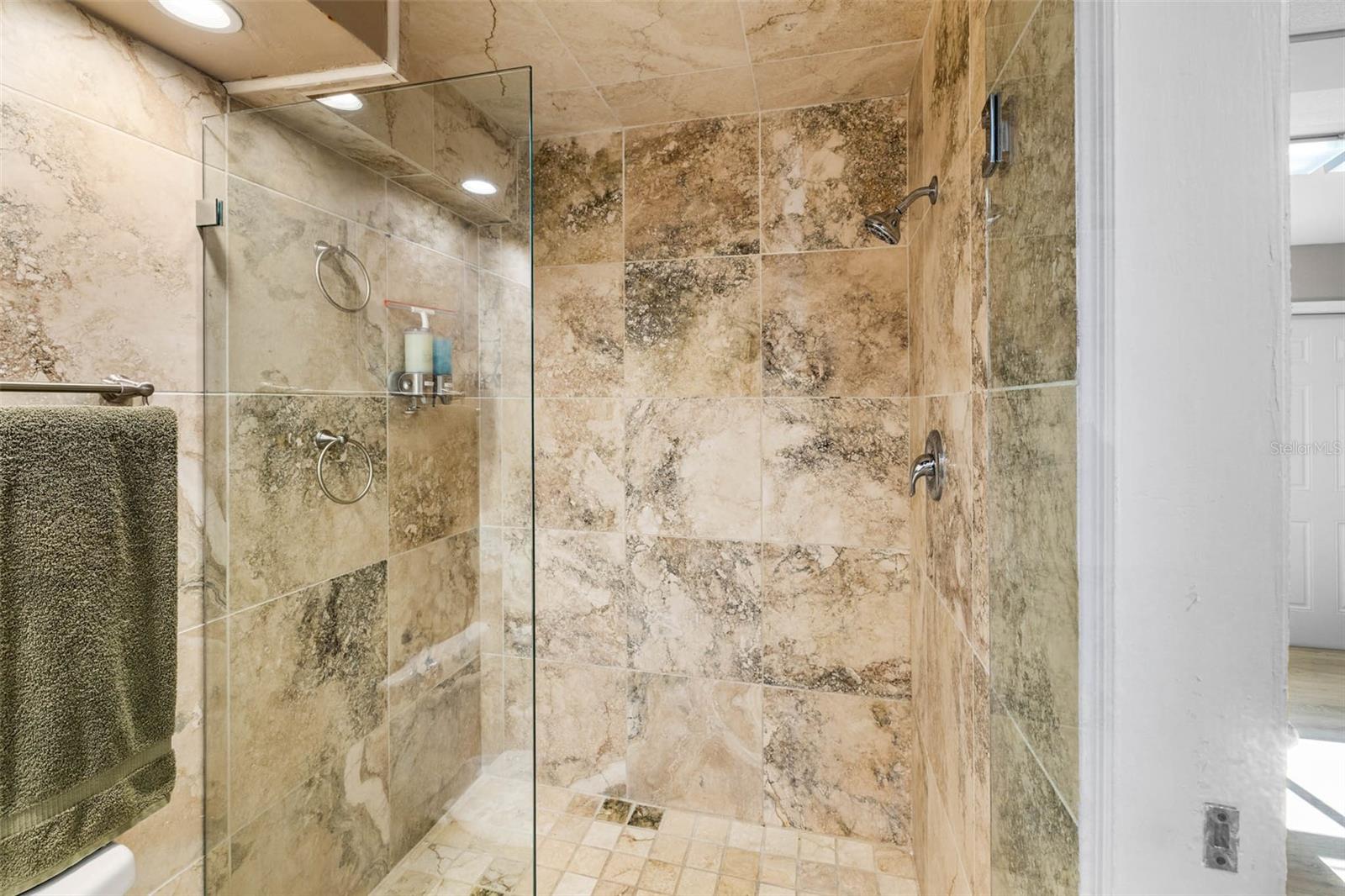 WEEKI WACHEE SHORES - Residential