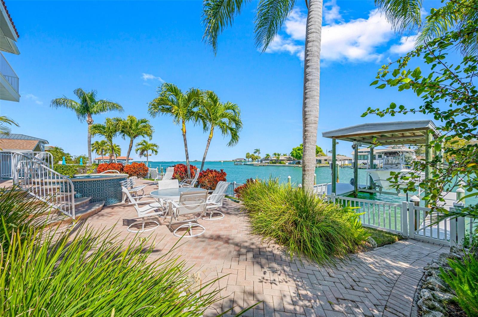 ISLAND ESTATES OF CLEARWATER - Residential