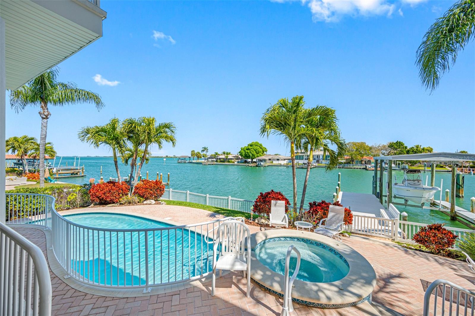 ISLAND ESTATES OF CLEARWATER - Residential