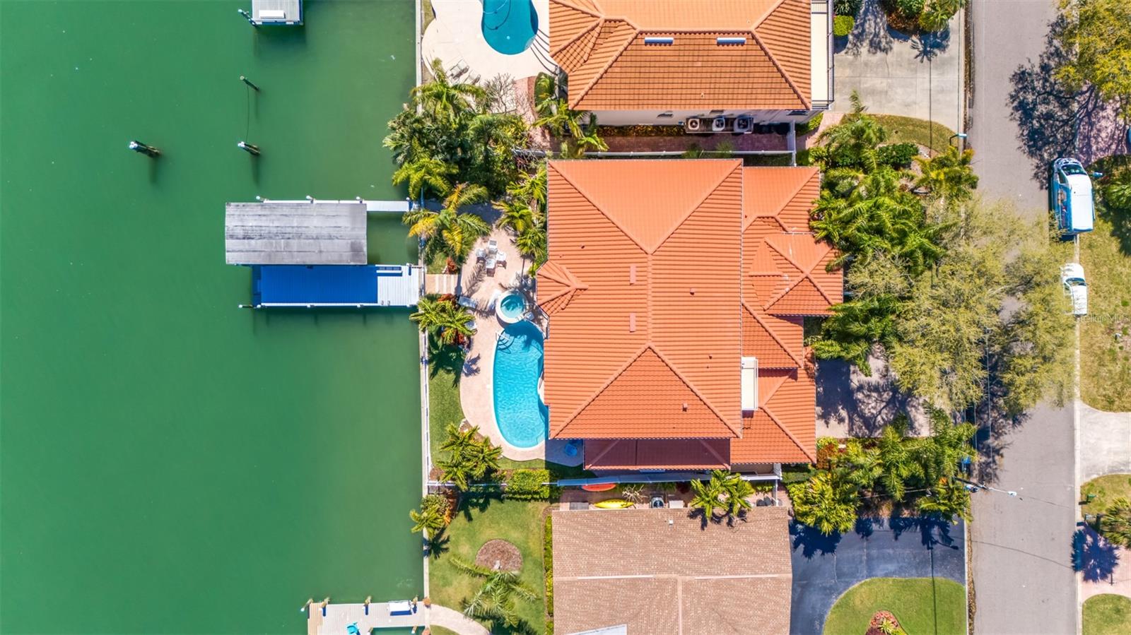 ISLAND ESTATES OF CLEARWATER - Residential