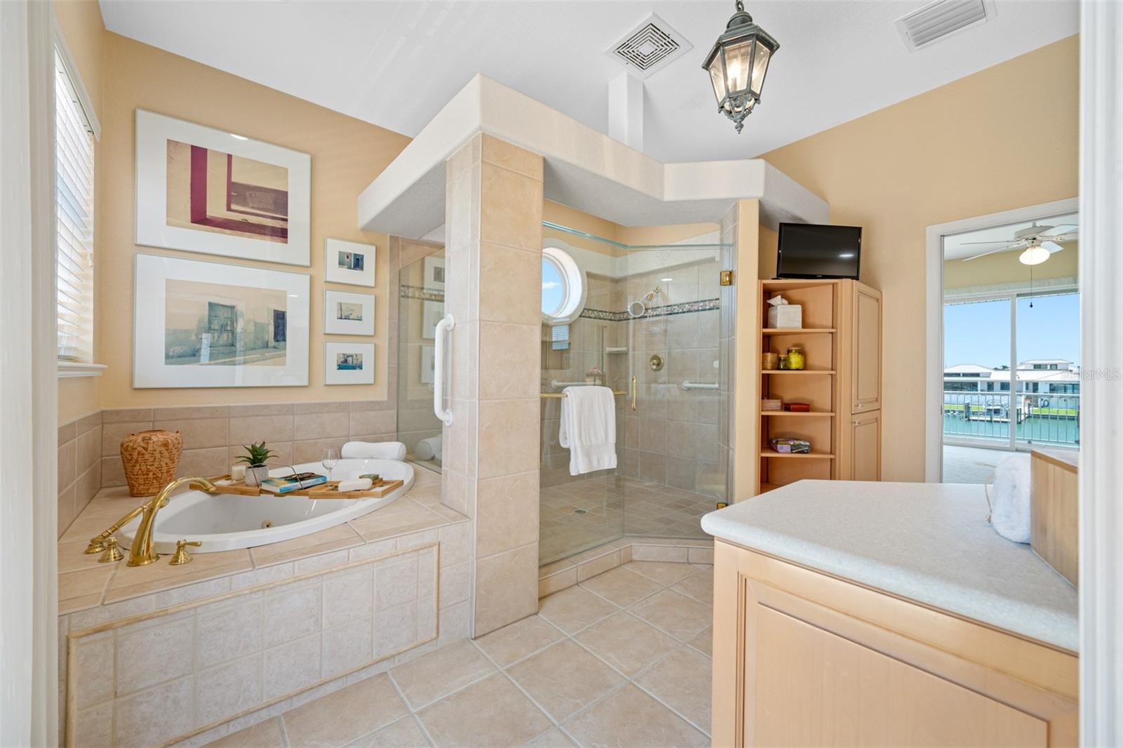 ISLAND ESTATES OF CLEARWATER - Residential