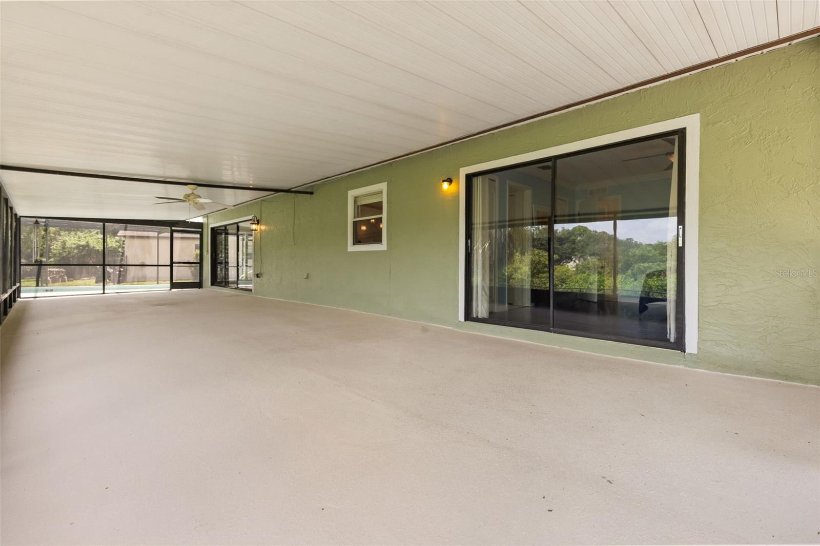 SHADOW LAKES - Residential