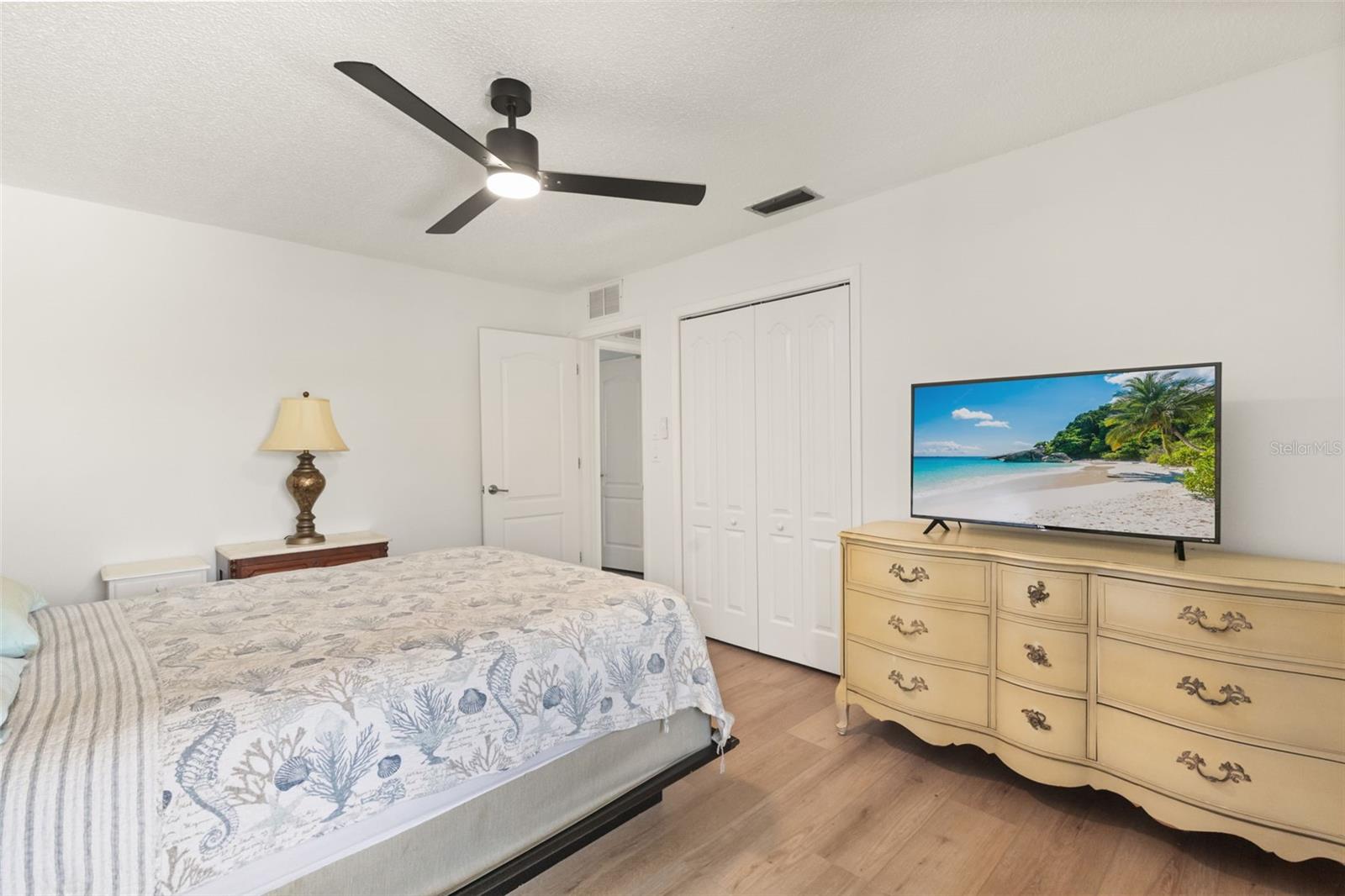 SHADOW LAKES - Residential
