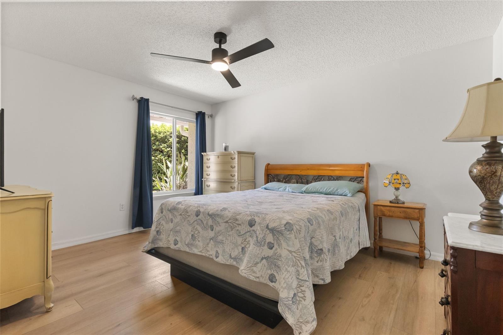 SHADOW LAKES - Residential