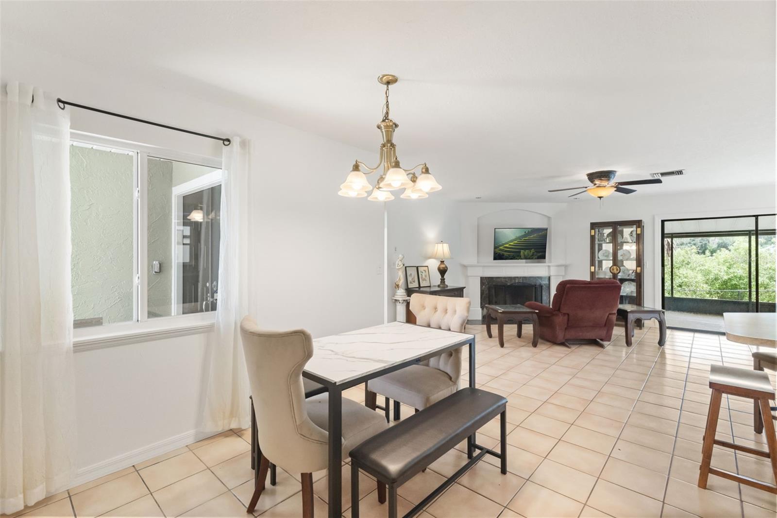 SHADOW LAKES - Residential