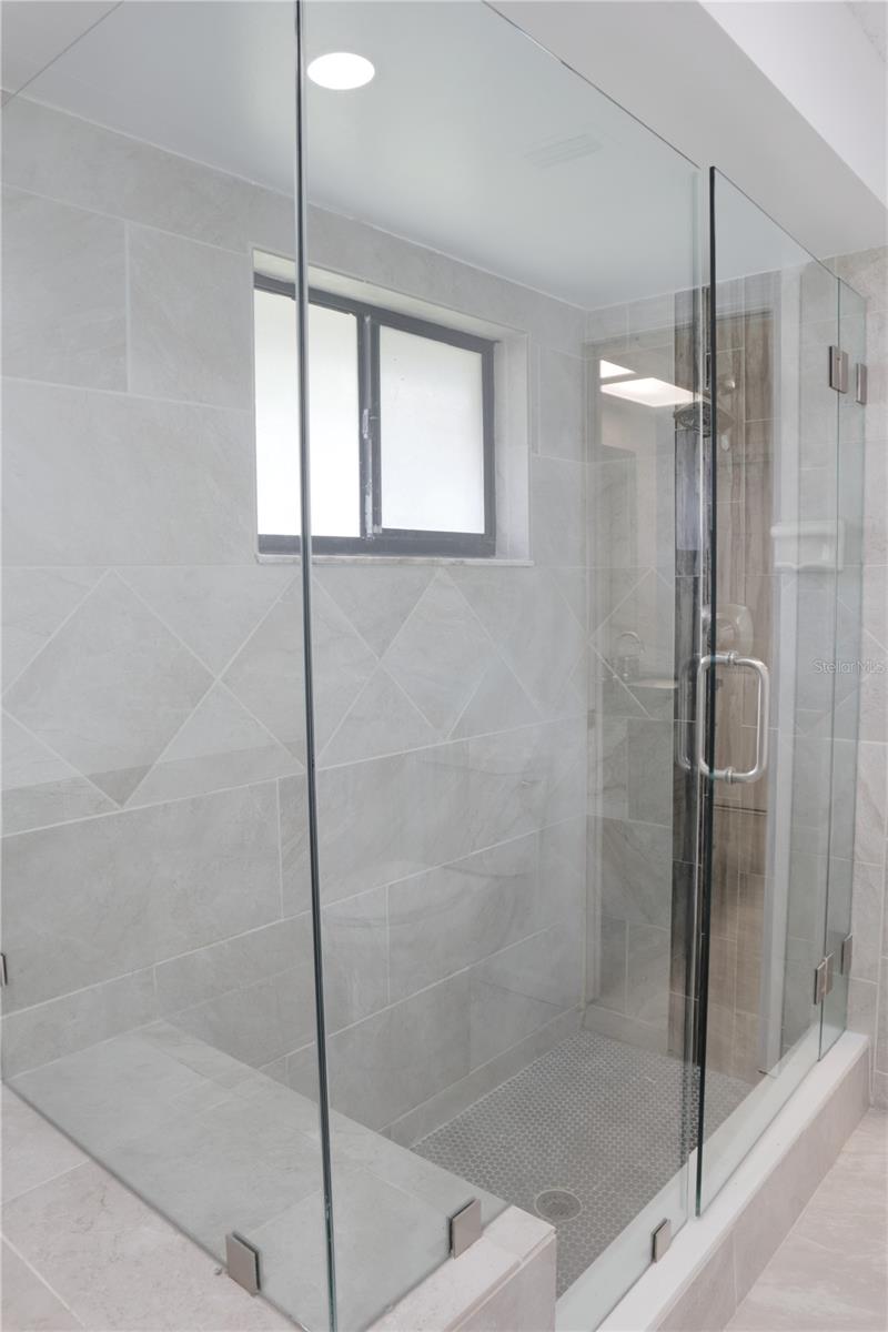 ASHLEY OAKS UNIT 1 - Residential