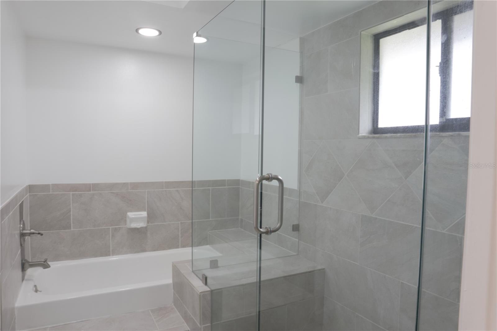 ASHLEY OAKS UNIT 1 - Residential