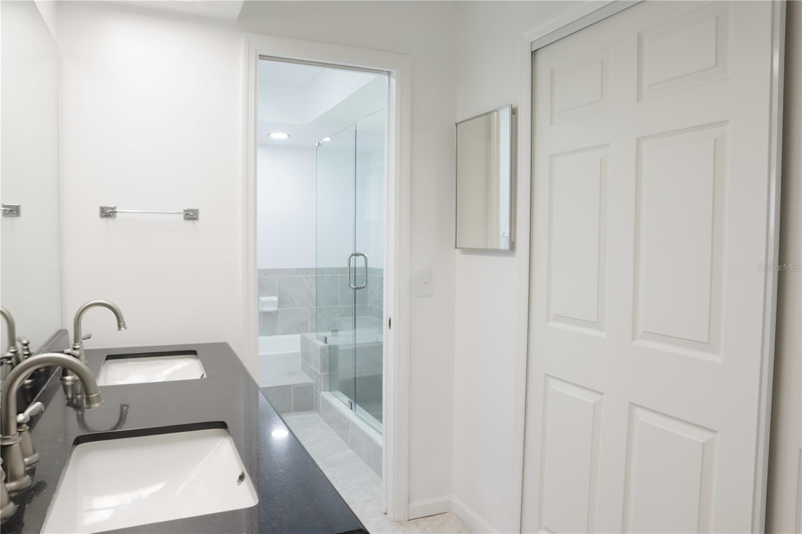 ASHLEY OAKS UNIT 1 - Residential
