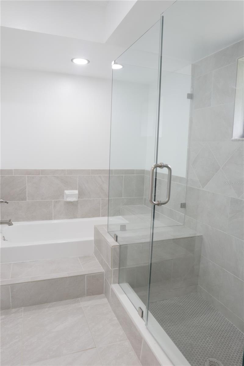 ASHLEY OAKS UNIT 1 - Residential