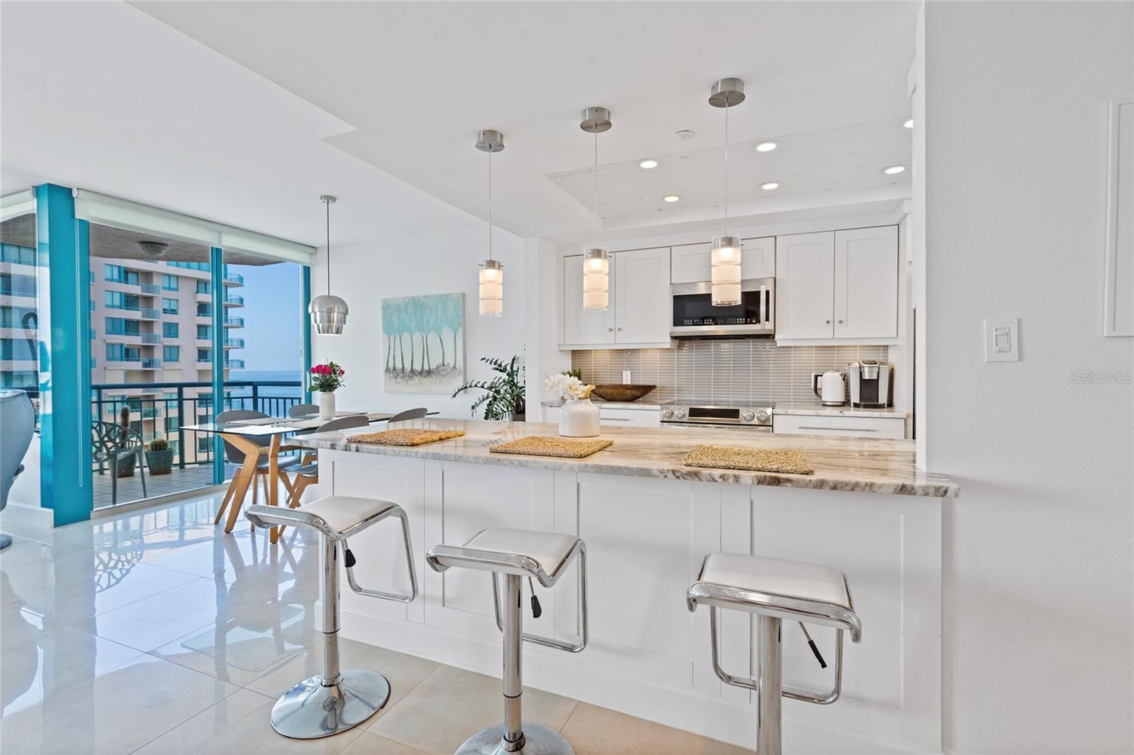 ULTIMAR ONE CONDO - Residential