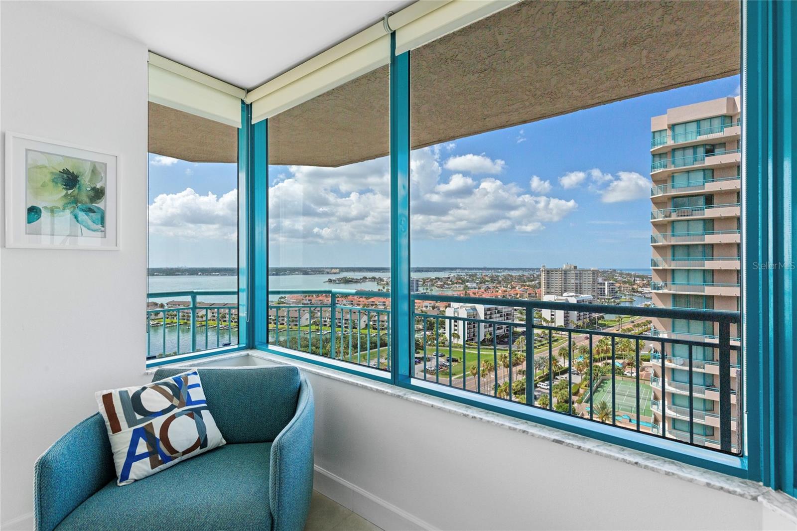 ULTIMAR ONE CONDO - Residential