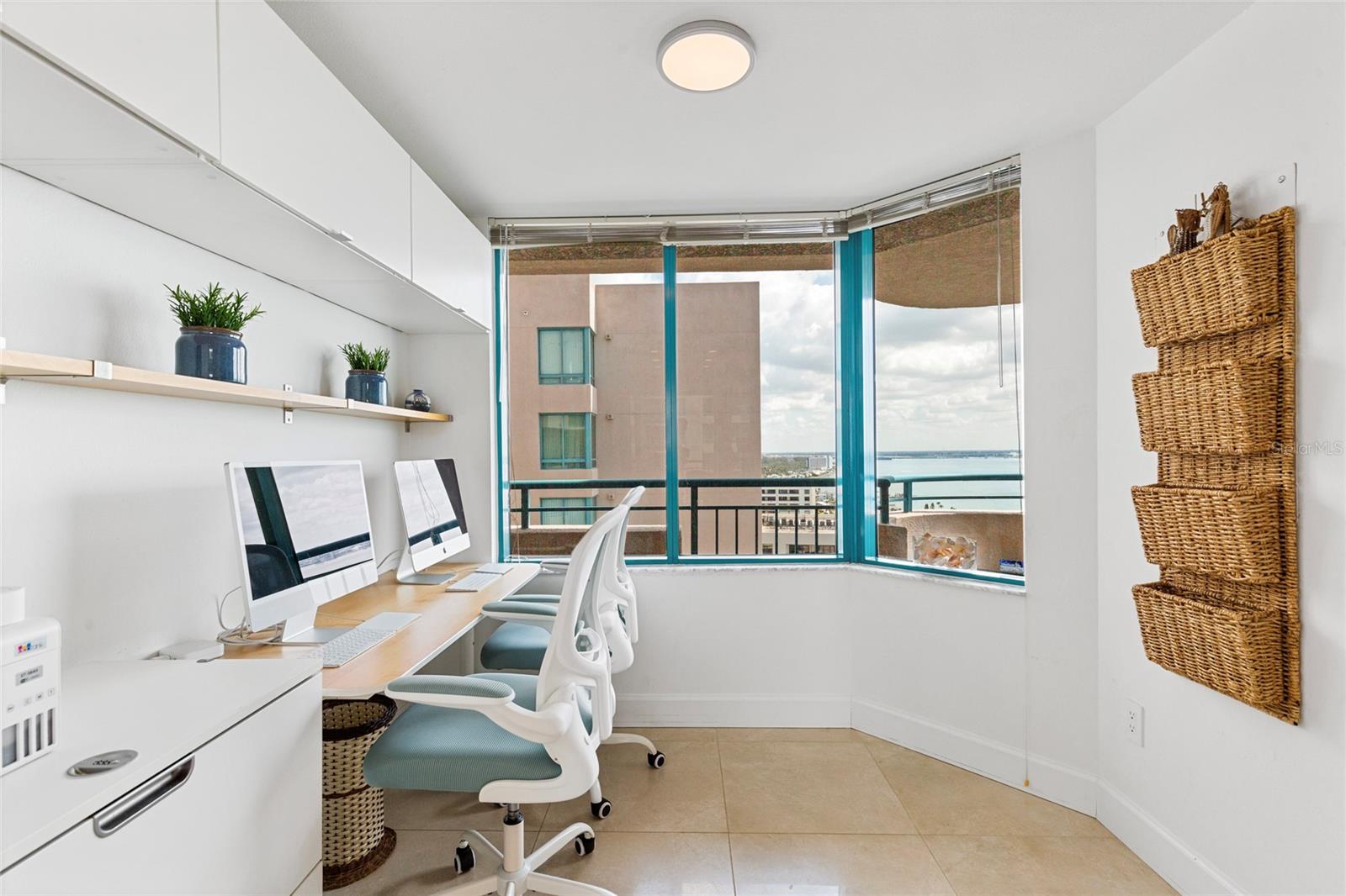 ULTIMAR ONE CONDO - Residential