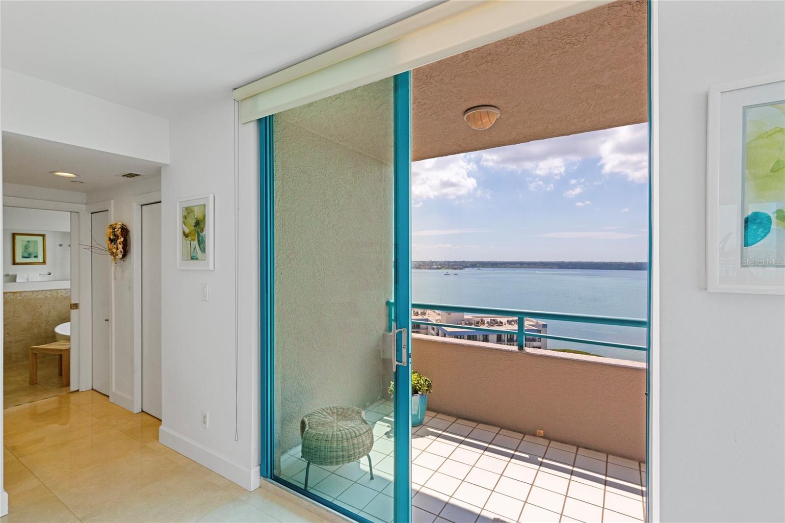 ULTIMAR ONE CONDO - Residential