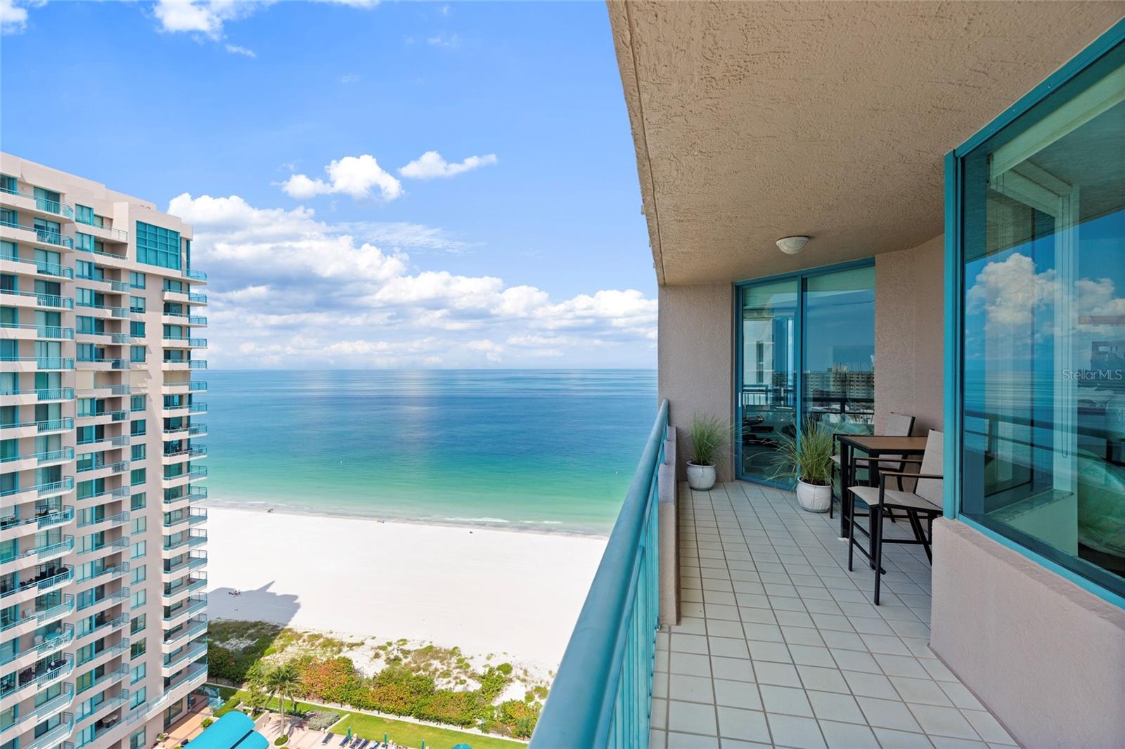 ULTIMAR ONE CONDO - Residential
