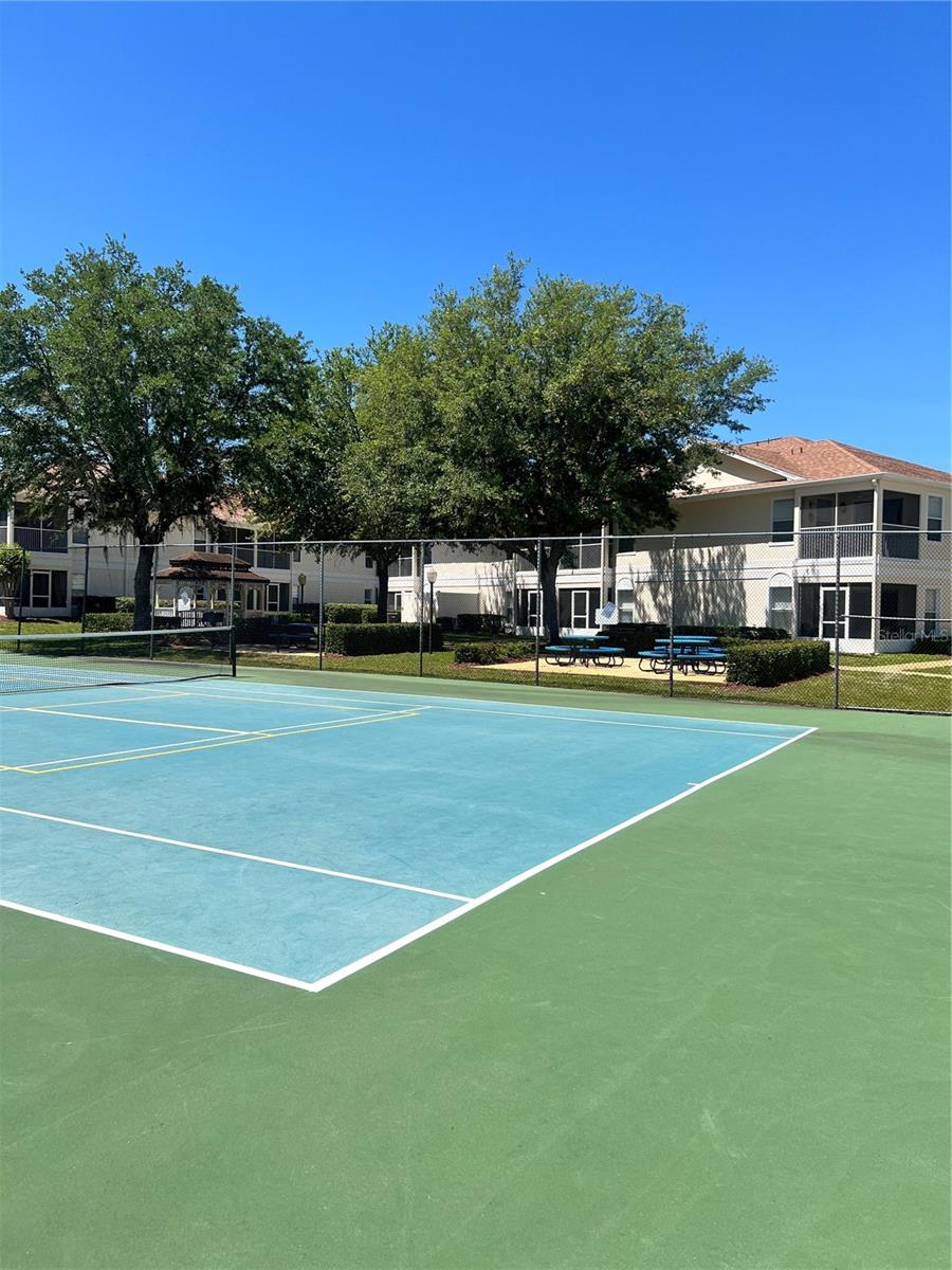 GRAND PALMS CONDO 4 PH 2 - Residential