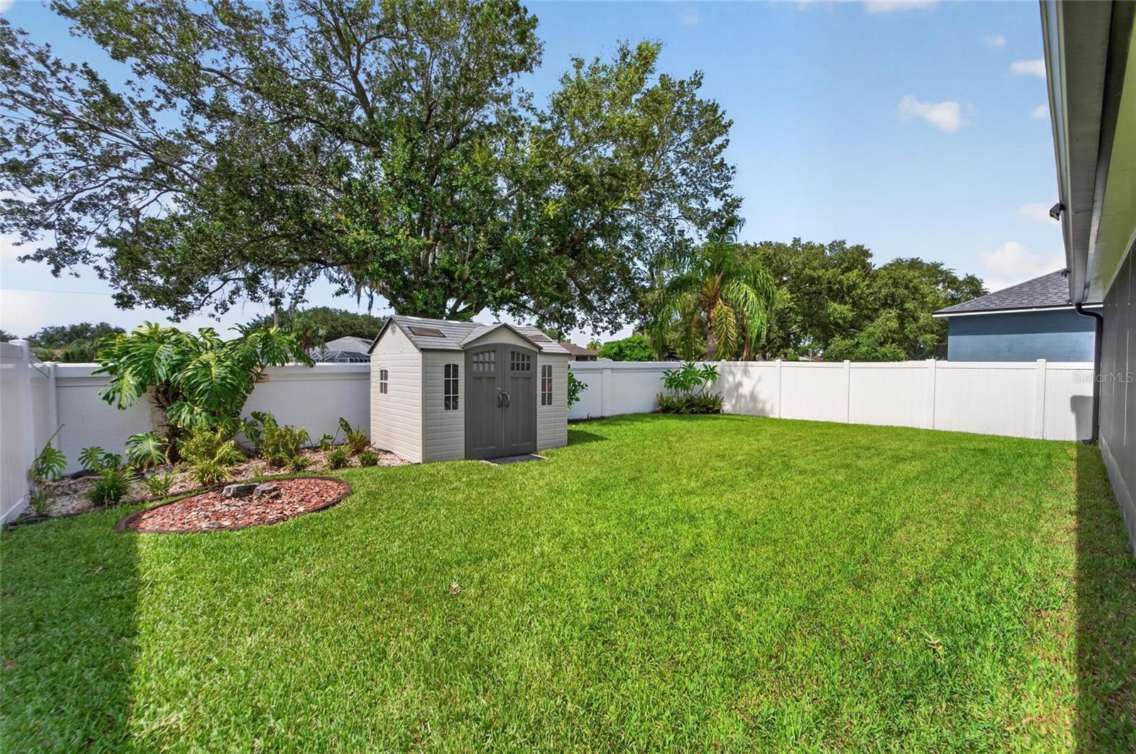 SUMMERFIELD VILLAGE 1 TR 17 - Residential