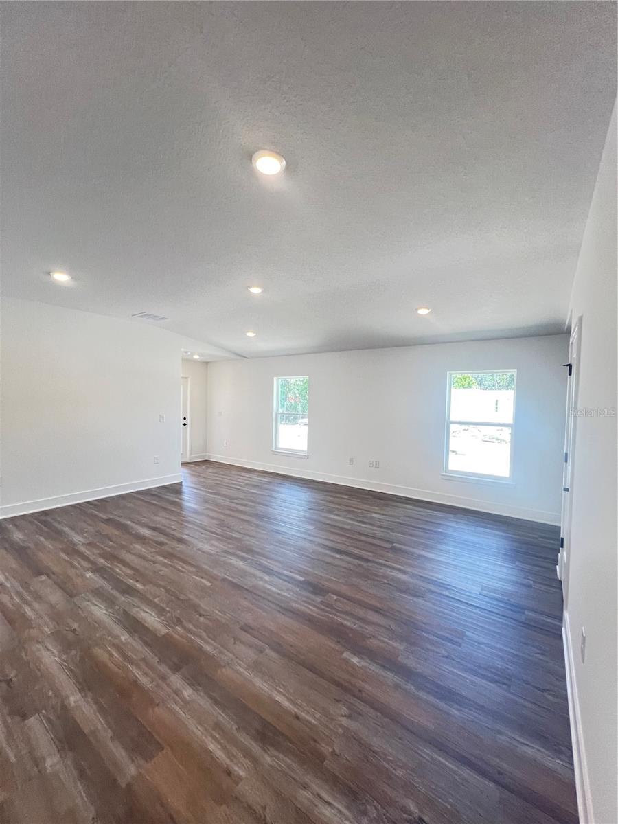 HIGHLAND HILLS - Residential