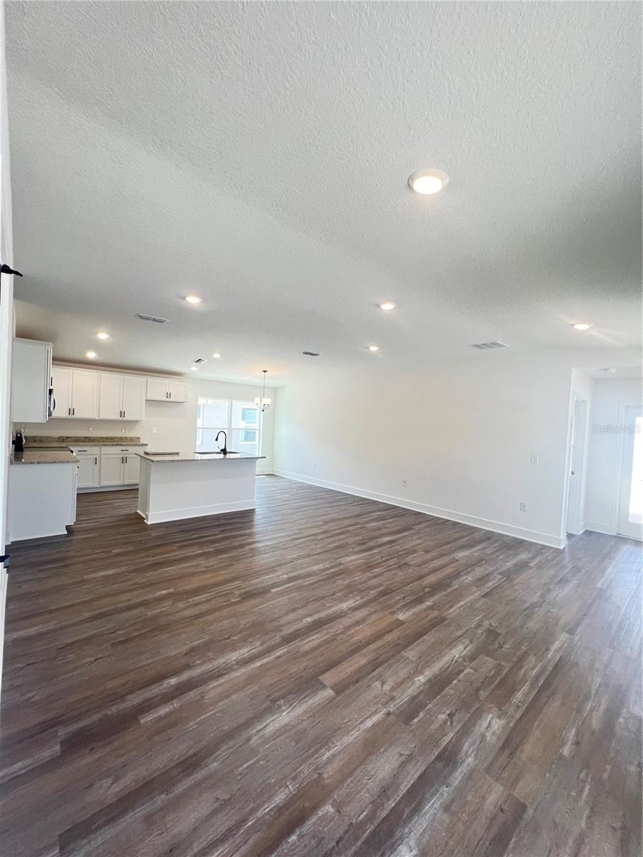 HIGHLAND HILLS - Residential