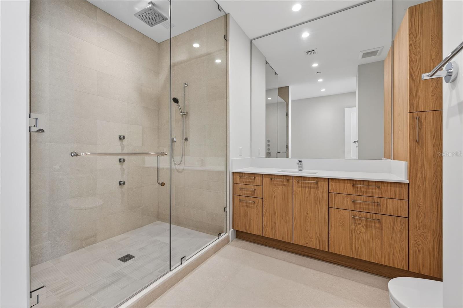 ART HOUSE - Residential