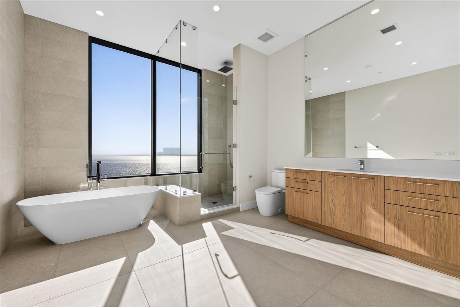ART HOUSE - Residential