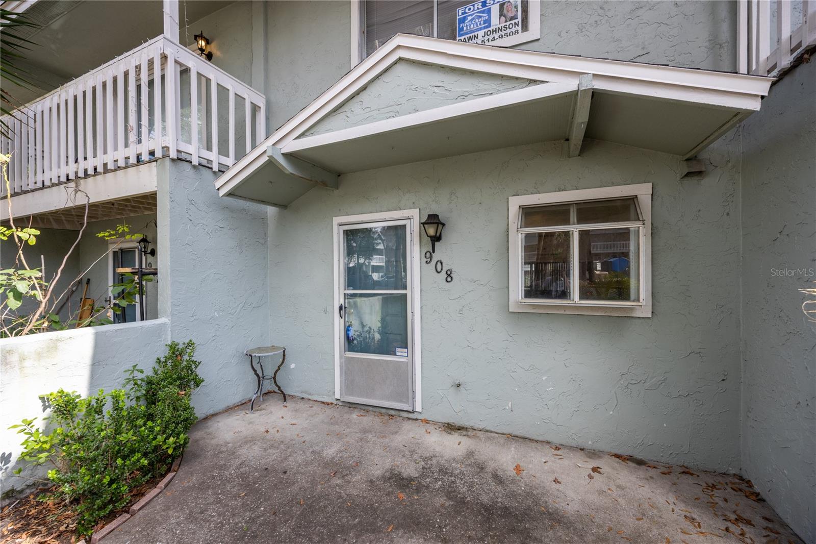 PICKWICK PARK - Residential Lease