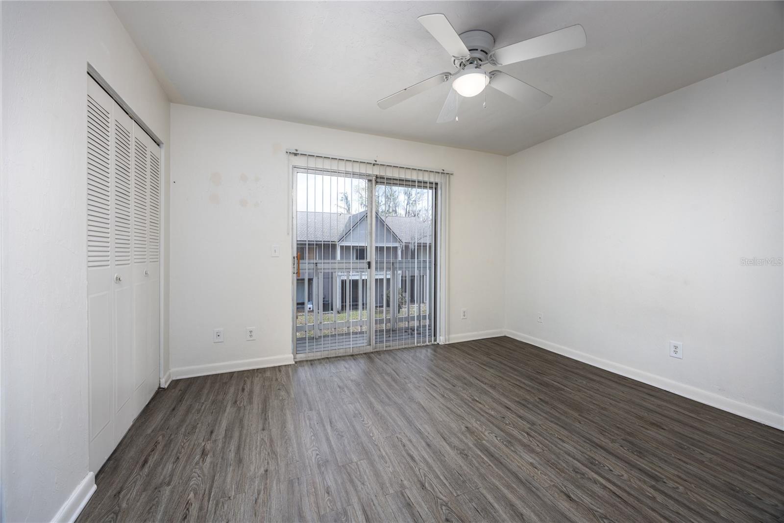 PICKWICK PARK - Residential Lease