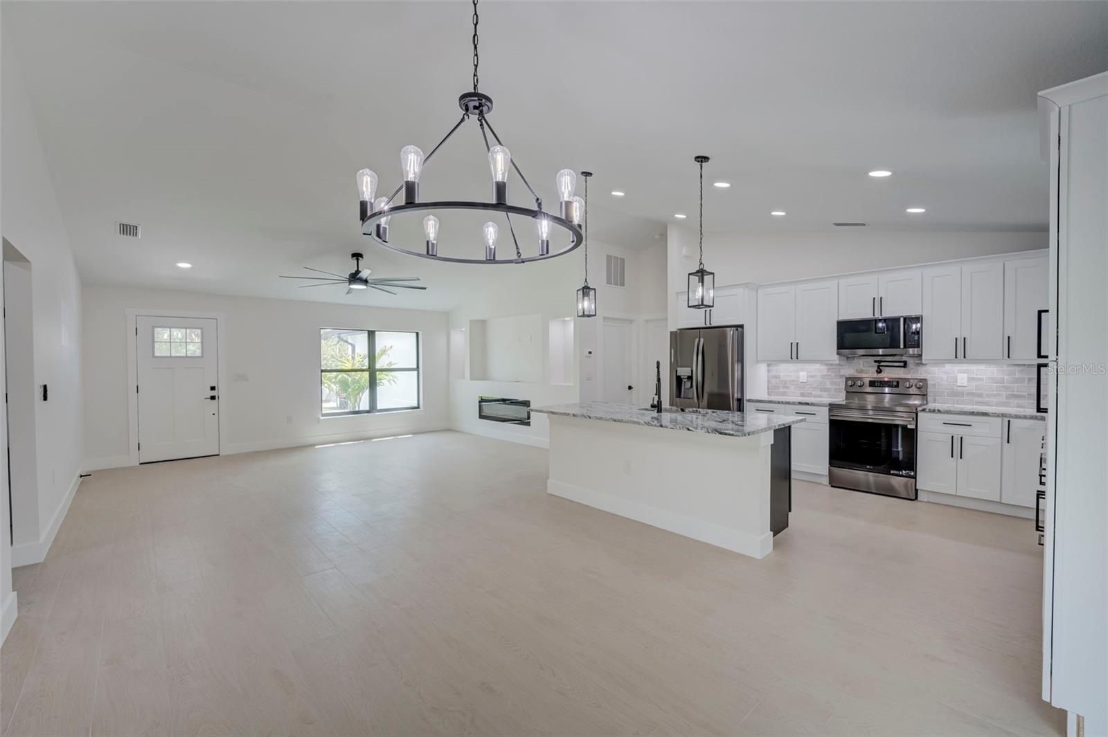 CHARLOTTE RANCHETTES - Residential