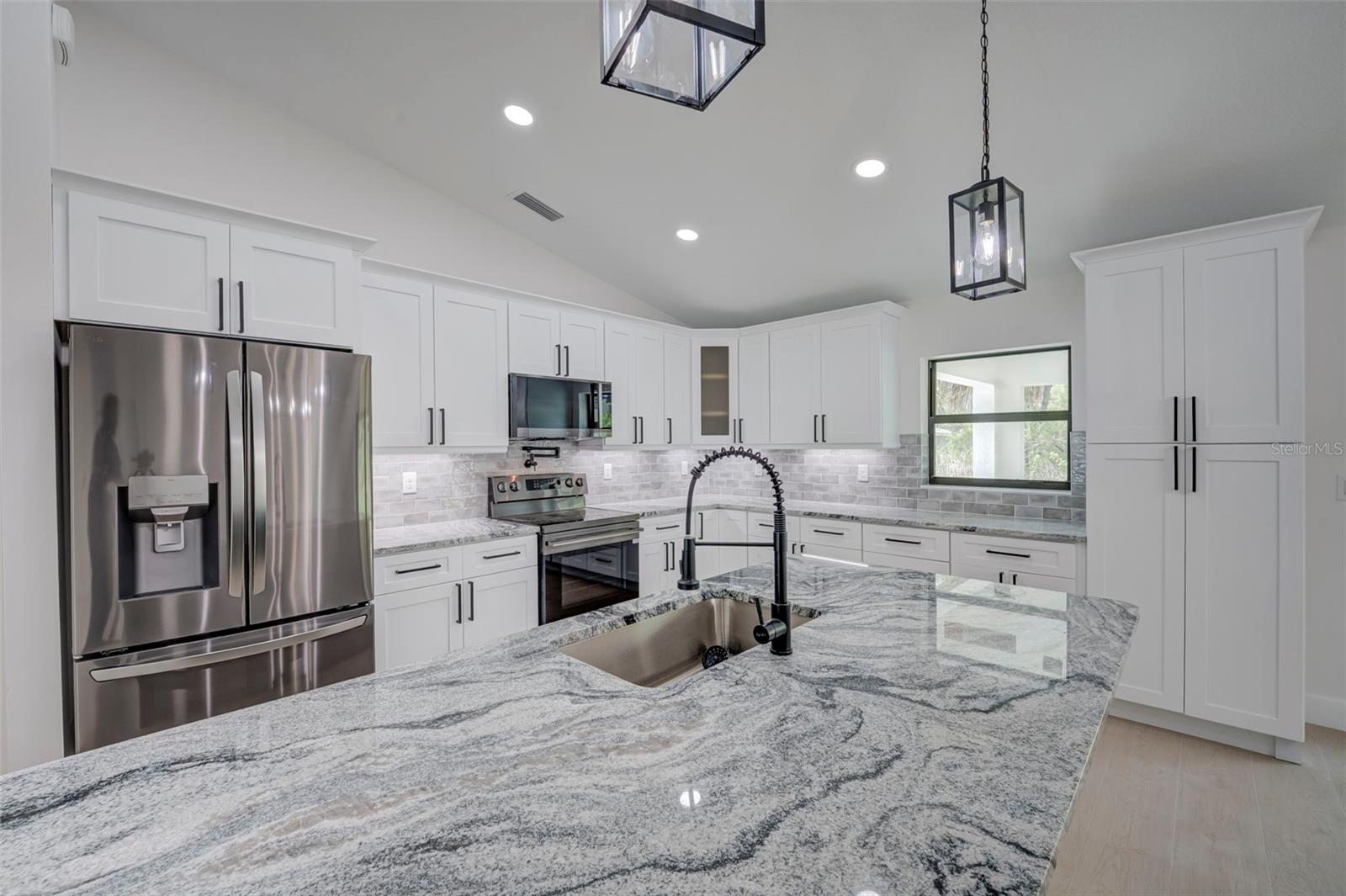 CHARLOTTE RANCHETTES - Residential